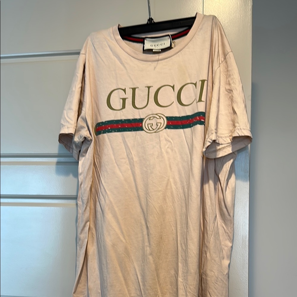Gucci Beige T-Shirt with Logo